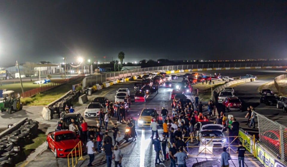 Picas nocturnas y karts en el Autódromo Monterrey